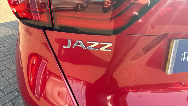 Honda Jazz 1.5 i-MMD Hybrid SR 5dr eCVT Hybrid Hatchback